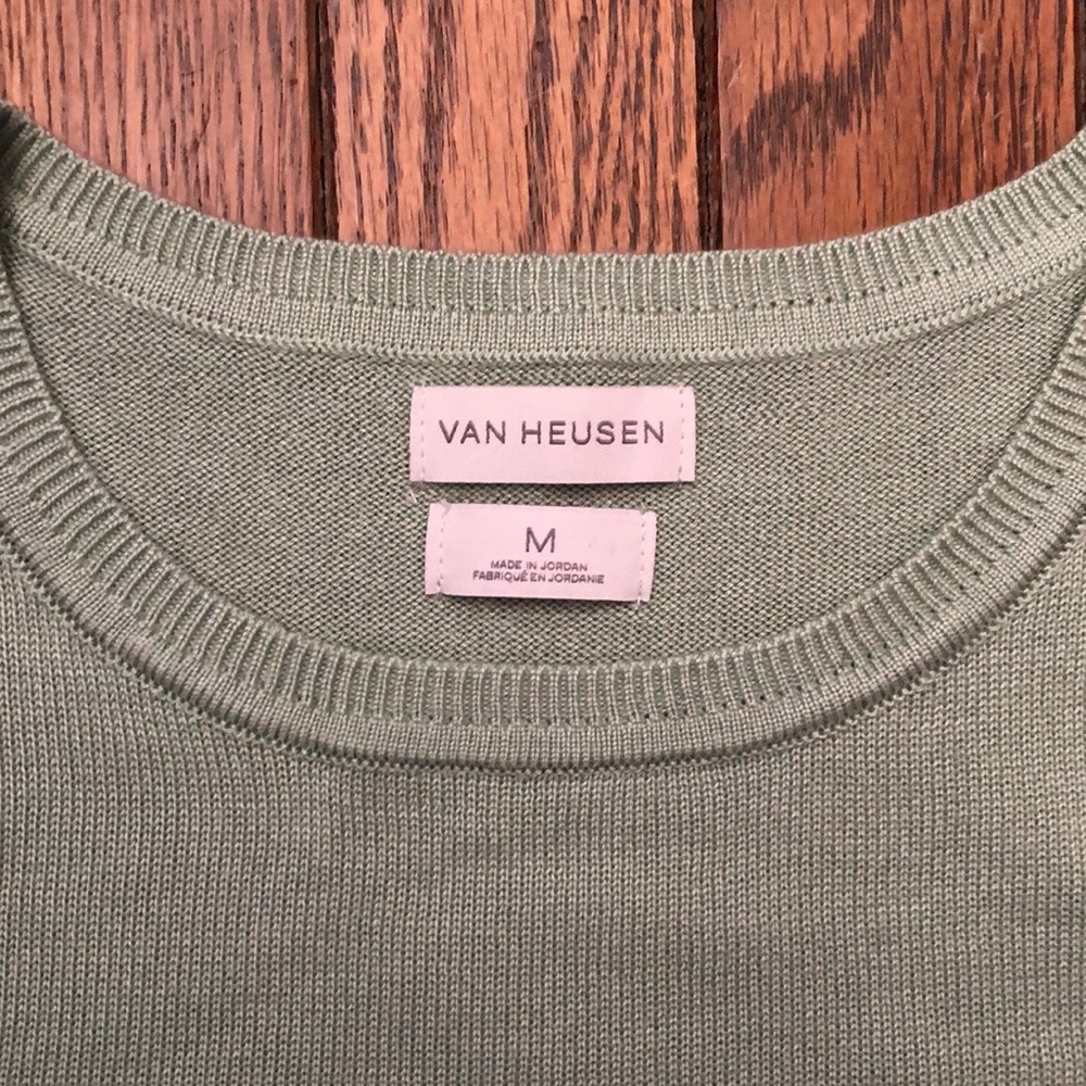 EUC Van Heusen sweater - Picture 2 of 4